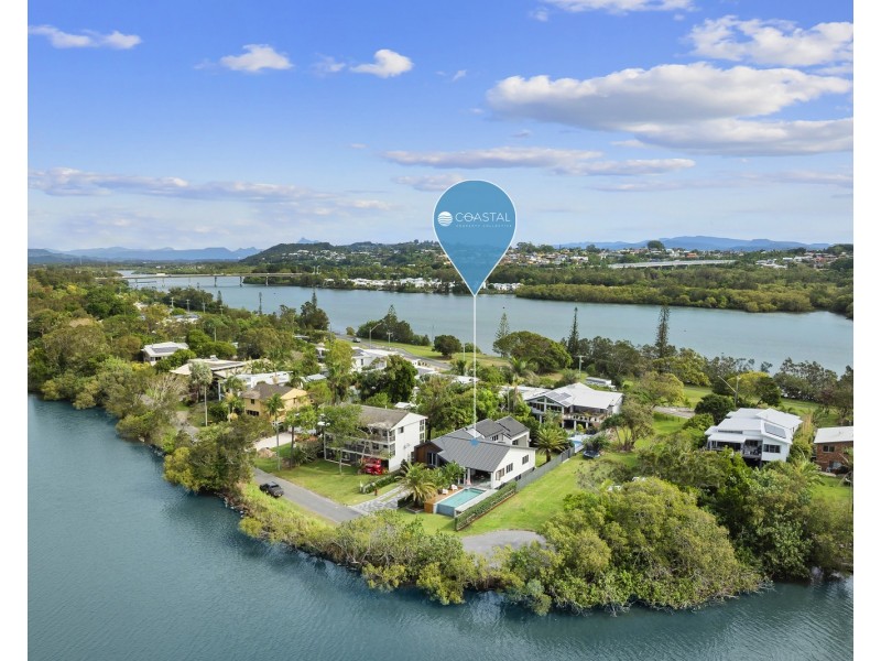 17 Wommin Lake Crescent, Fingal Head NSW 2487
