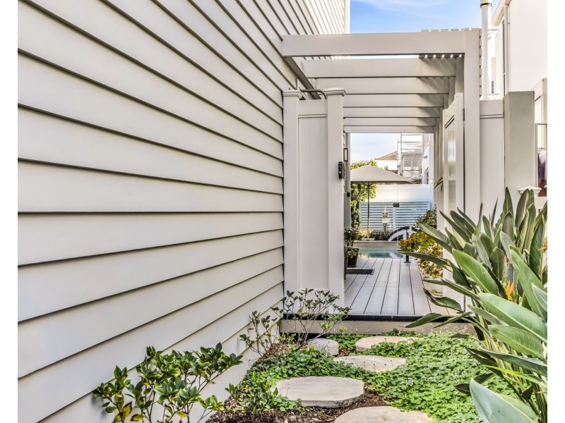 32 Black Wattle Circuit, Casuarina NSW 2487
