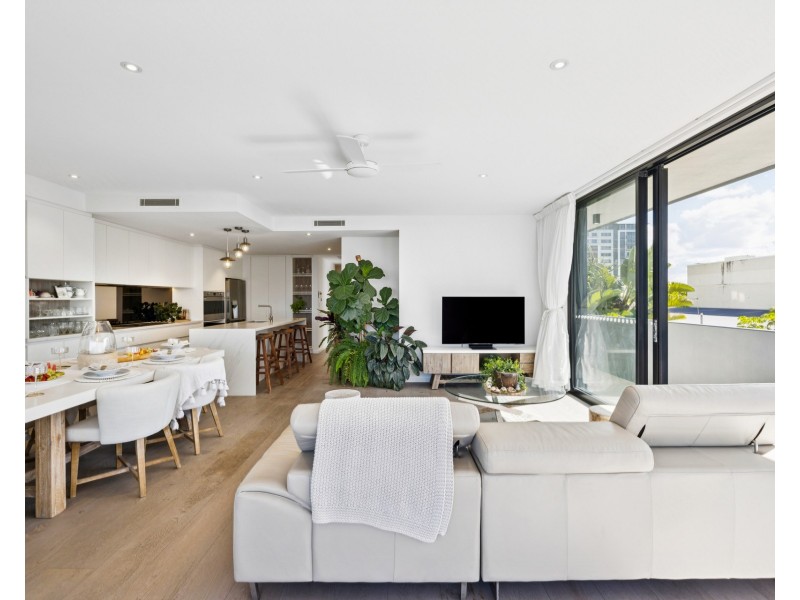 101/88 Jefferson Lane, Palm Beach QLD 4221