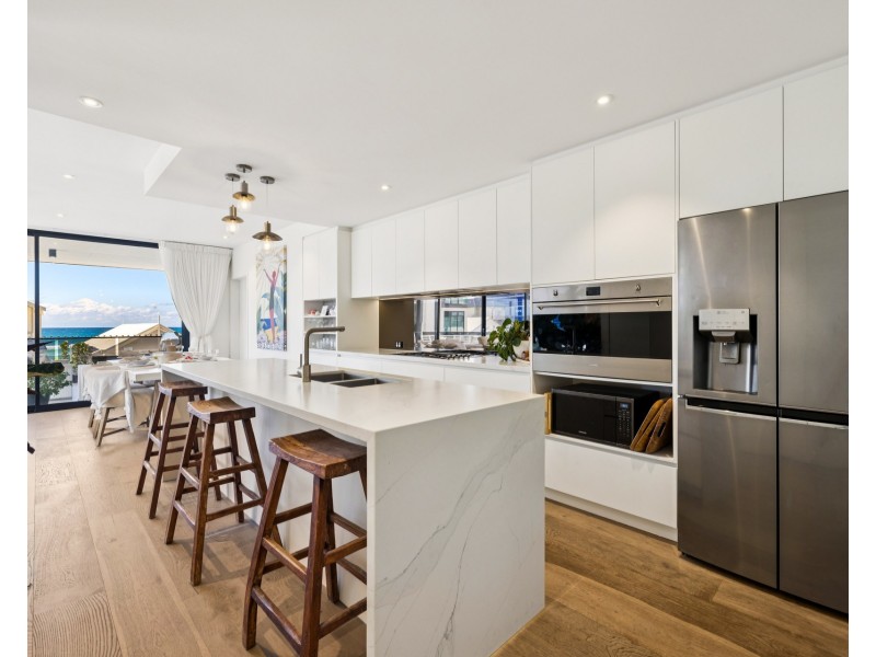 101/88 Jefferson Lane, Palm Beach QLD 4221