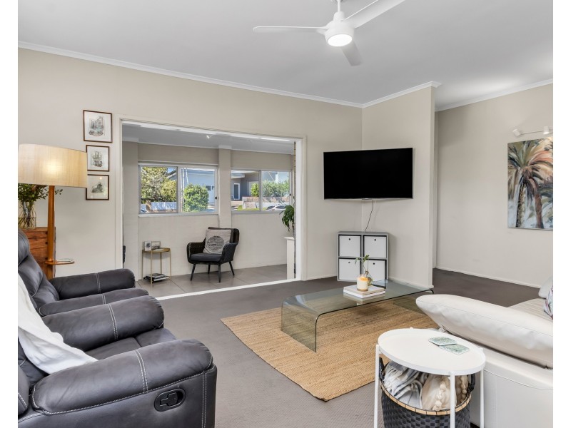17 Tweed Coast Road, Pottsville NSW 2489