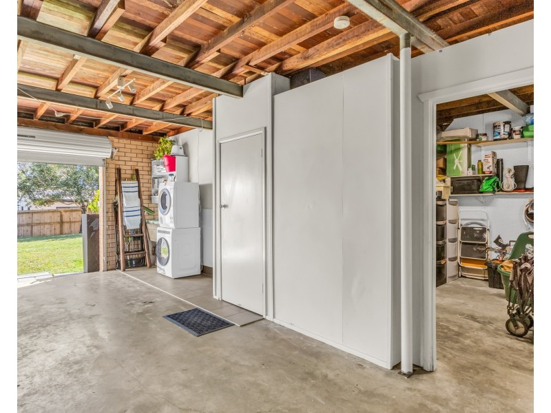 17 Tweed Coast Road, Pottsville NSW 2489