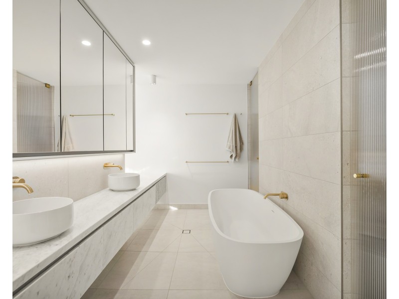 501/144 Marine Parade, Coolangatta QLD 4225