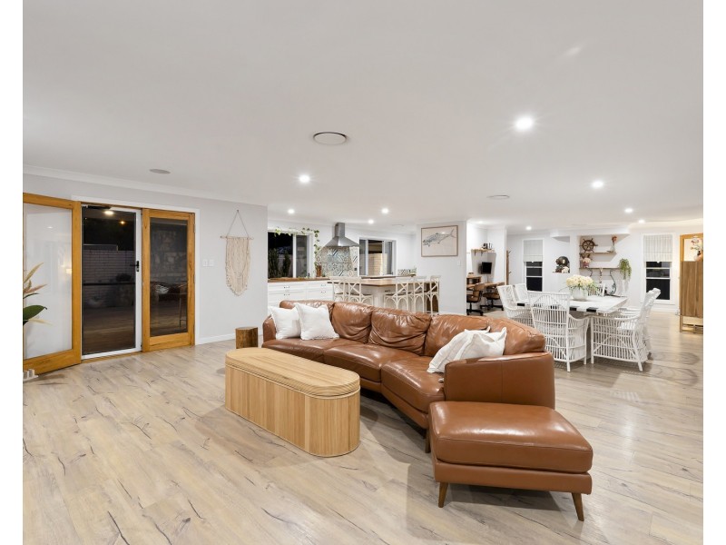 44 Coronation Avenue, Pottsville NSW 2489
