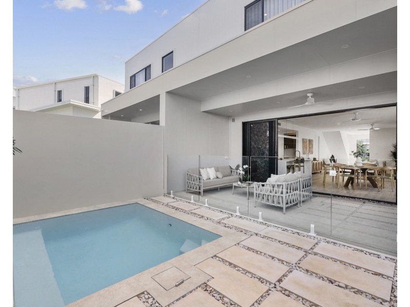 1/18  Black Wattle Circuit, Casuarina NSW 2487