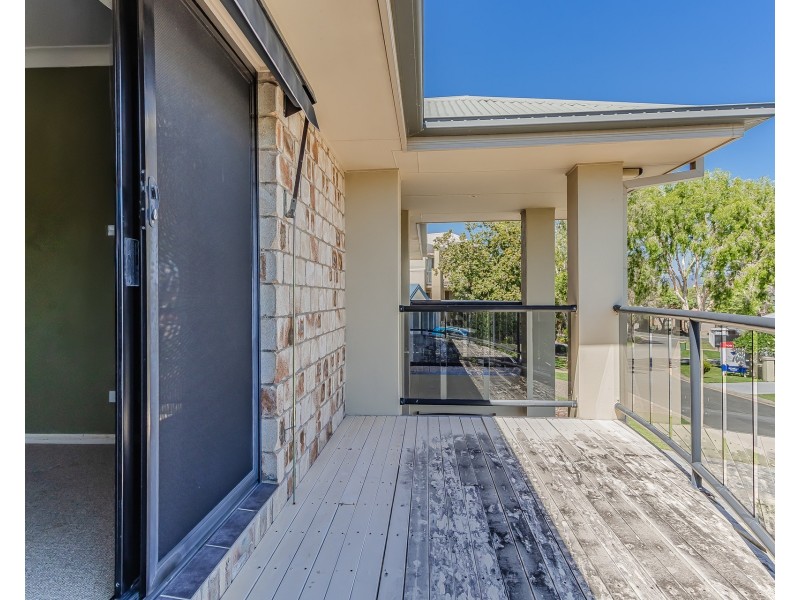 6 Glasshouse Drive, Varsity Lakes QLD 4227