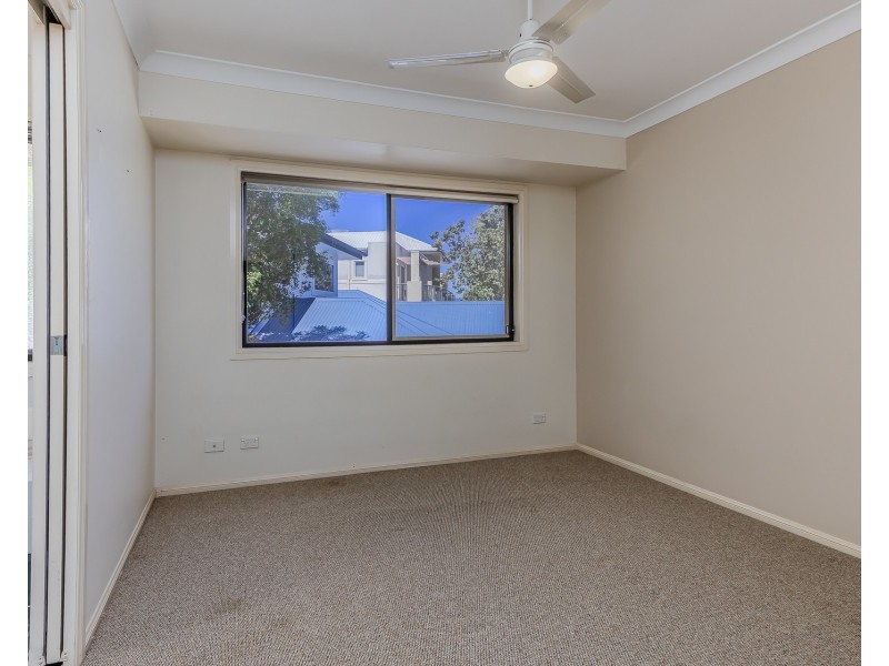 6 Glasshouse Drive, Varsity Lakes QLD 4227