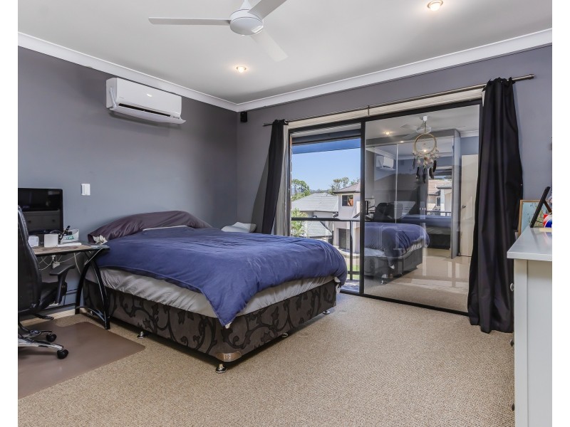 6 Glasshouse Drive, Varsity Lakes QLD 4227