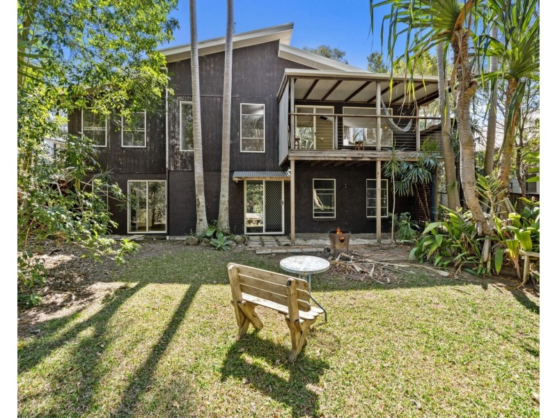 13 Flintwood Street, Pottsville NSW 2489
