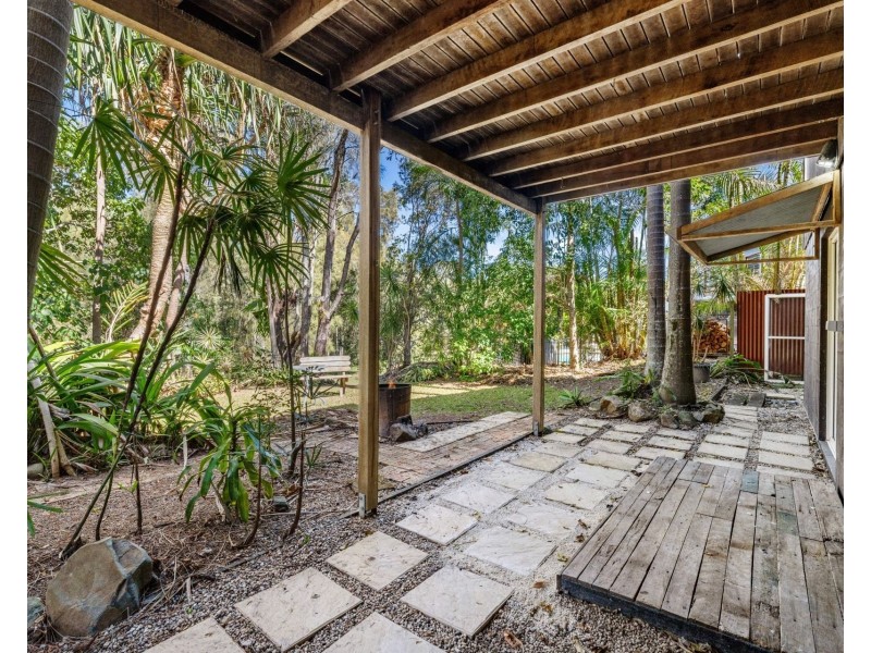 13 Flintwood Street, Pottsville NSW 2489