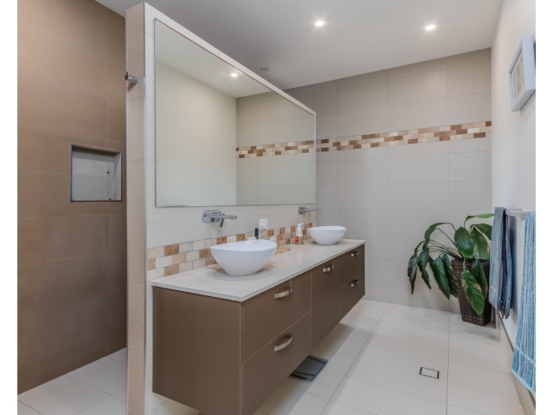 187 Overall Drive, Pottsville NSW 2489