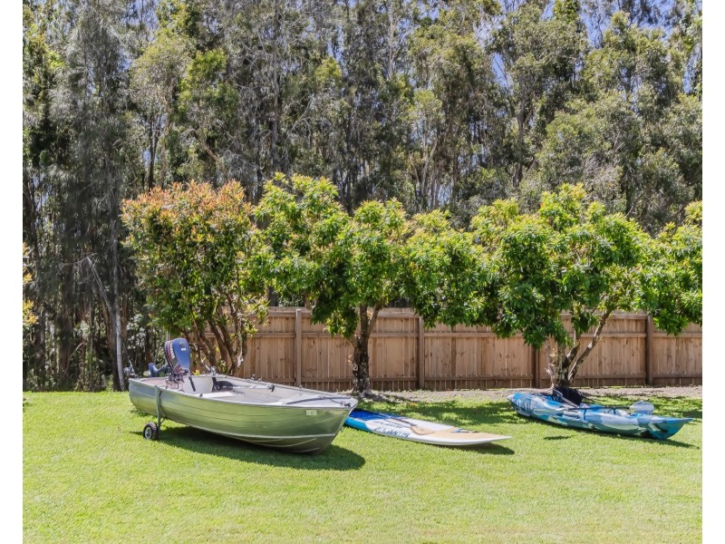 127 Overall Drive, Pottsville NSW 2489