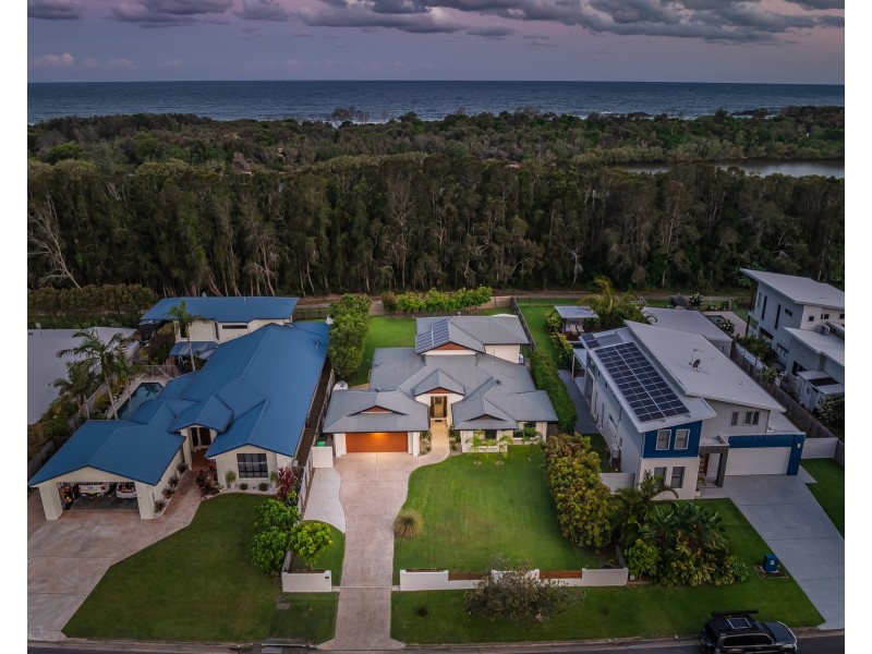 127 Overall Drive, Pottsville NSW 2489