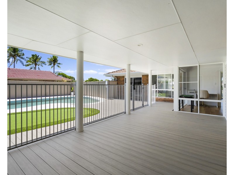 2/325 Darlington Drive, Banora Point NSW 2486