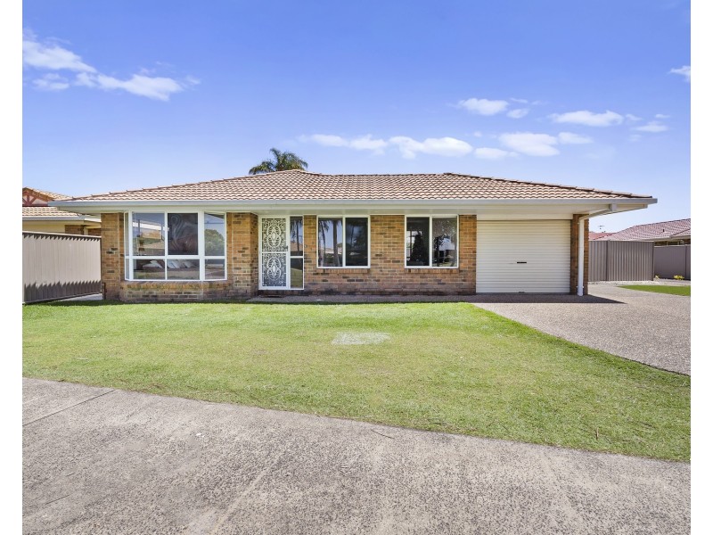 2/325 Darlington Drive, Banora Point NSW 2486