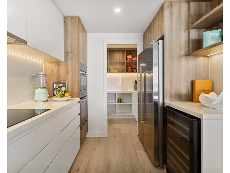 5/102 Pacific Parade, Bilinga QLD 4225