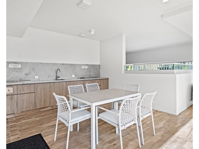 503/10 Coyne Street, Coolangatta QLD 4225