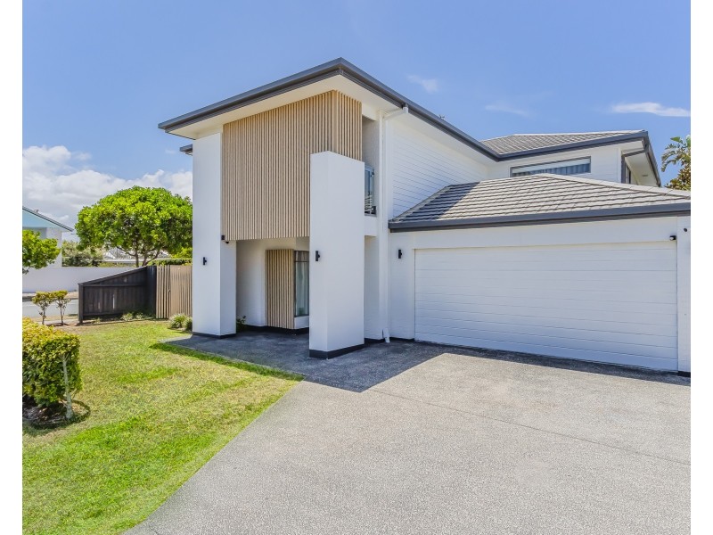 1 Suncatcher Lane, Casuarina NSW 2487