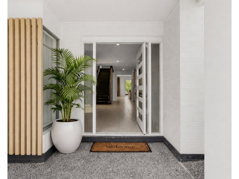 1 Suncatcher Lane, Casuarina NSW 2487