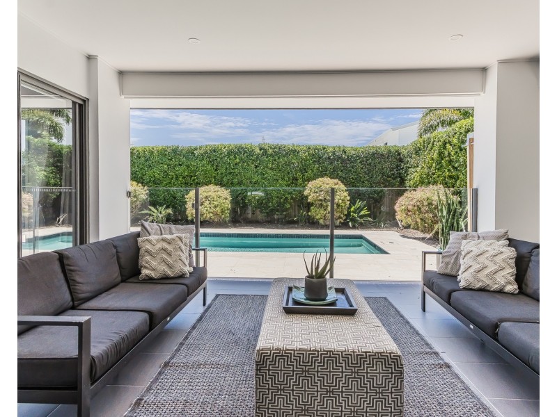 1 Suncatcher Lane, Casuarina NSW 2487