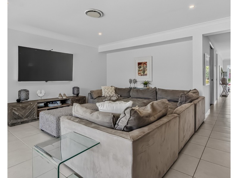 1 Suncatcher Lane, Casuarina NSW 2487