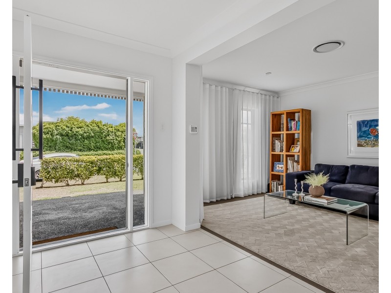 1 Suncatcher Lane, Casuarina NSW 2487