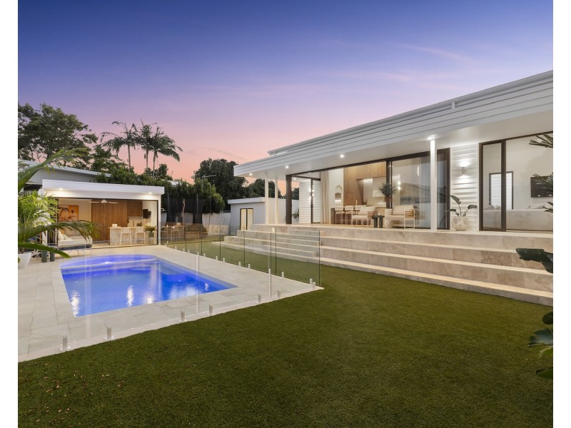 17 Ocean Street, Kingscliff NSW 2487