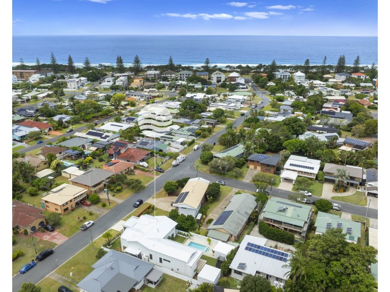 17 Ocean Street, Kingscliff NSW 2487