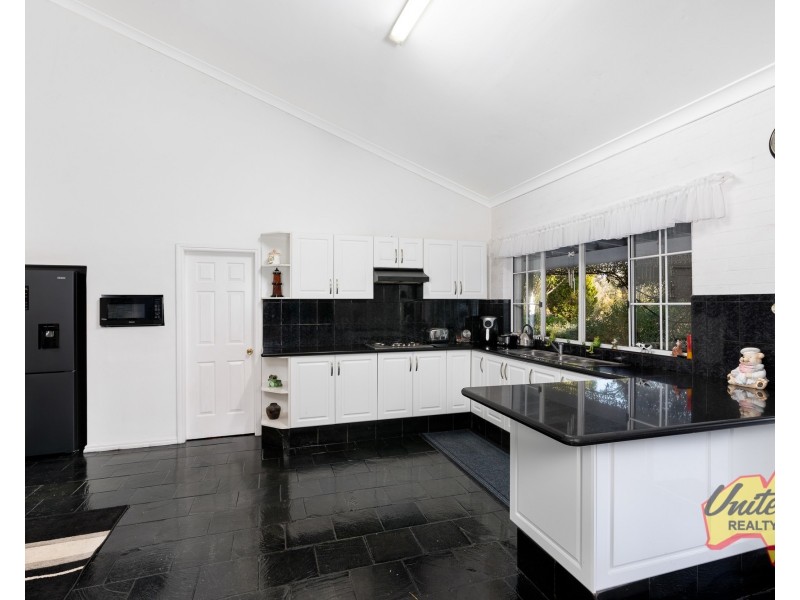 85 Cheviot Drive, Cobbitty NSW 2570