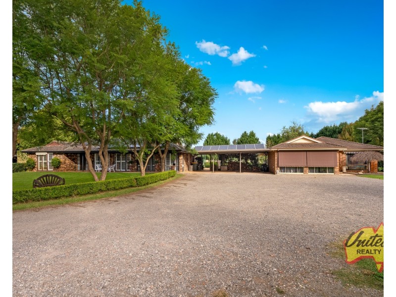 39 Waterfall Creek Road, The Oaks NSW 2570
