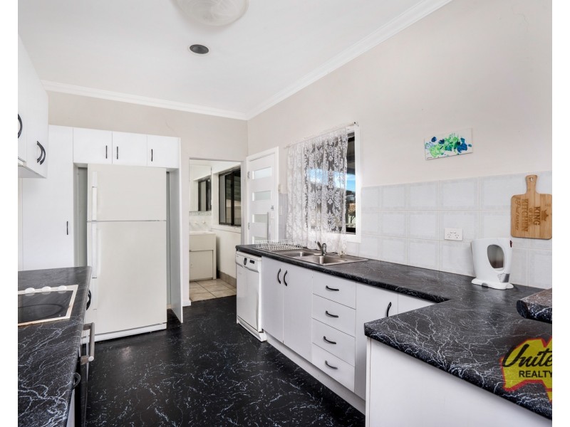 1 Duggan Street, Douglas Park NSW 2569