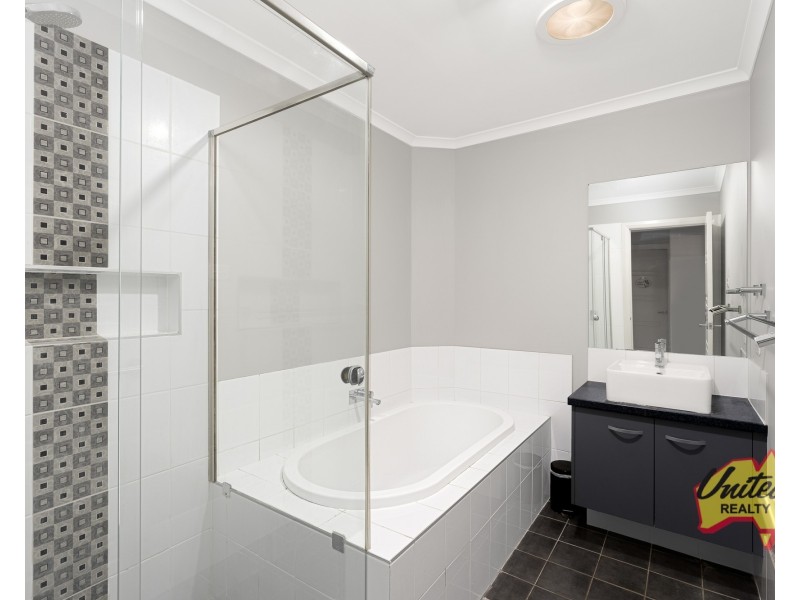 12 Epsom Street, Spring Farm NSW 2570
