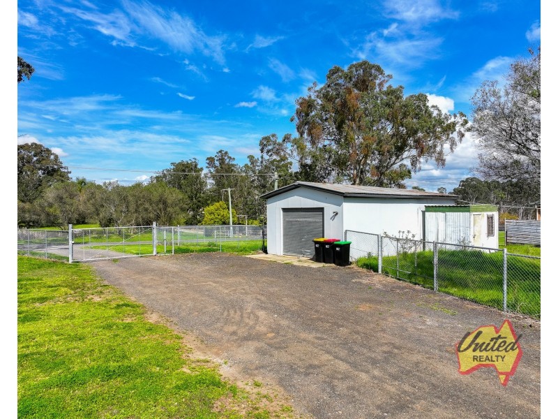 150 Avon Road, Bringelly NSW 2556