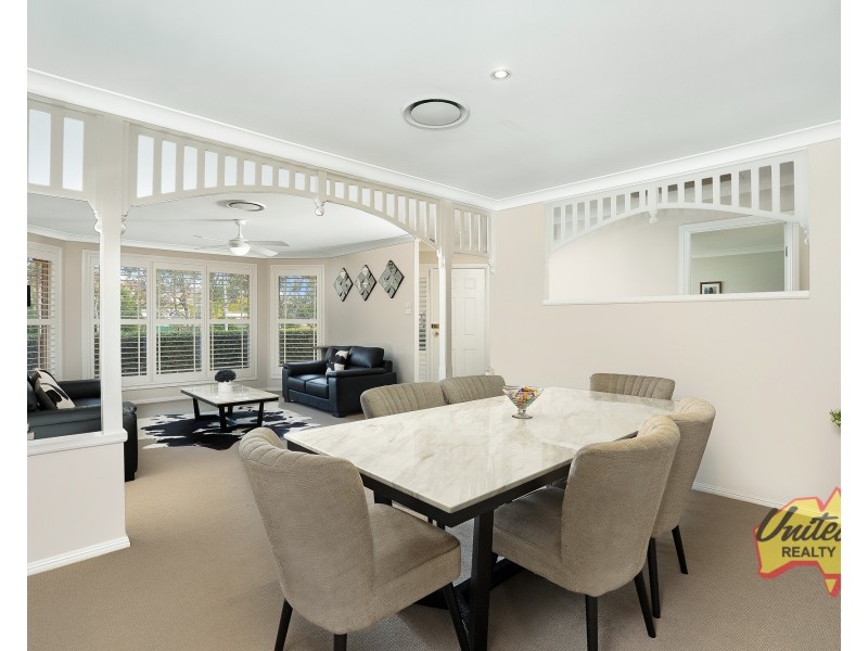 16 Stradbroke Avenue, Green Valley NSW 2168