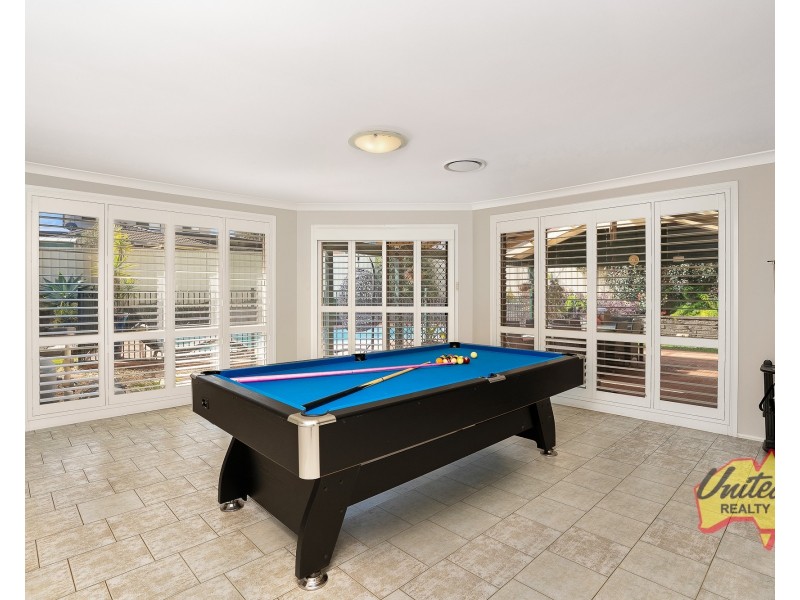 16 Stradbroke Avenue, Green Valley NSW 2168