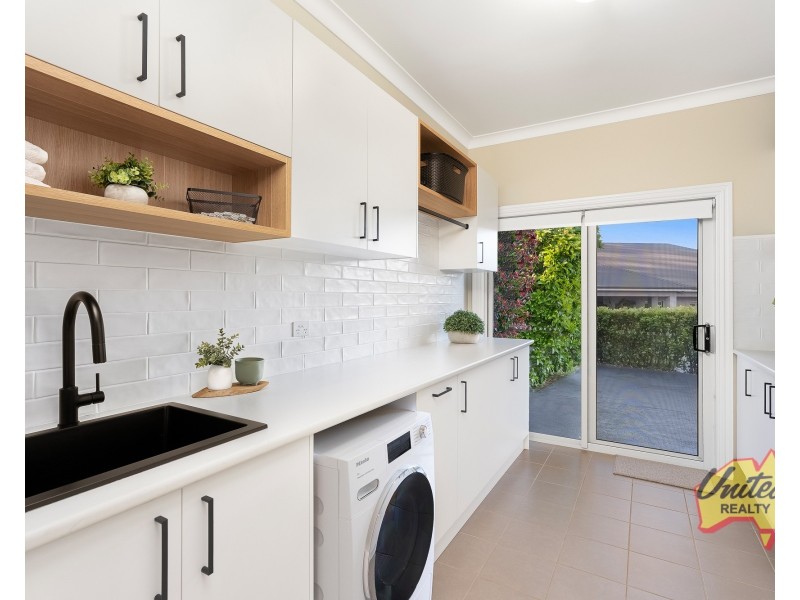65 Sunnyside Drive, Ellis Lane NSW 2570