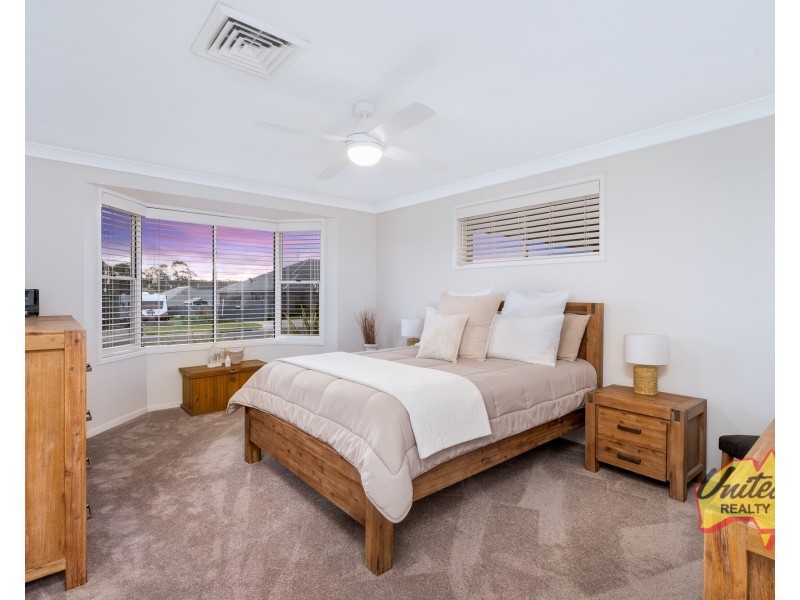 7 Tyrrell Place, The Oaks NSW 2570
