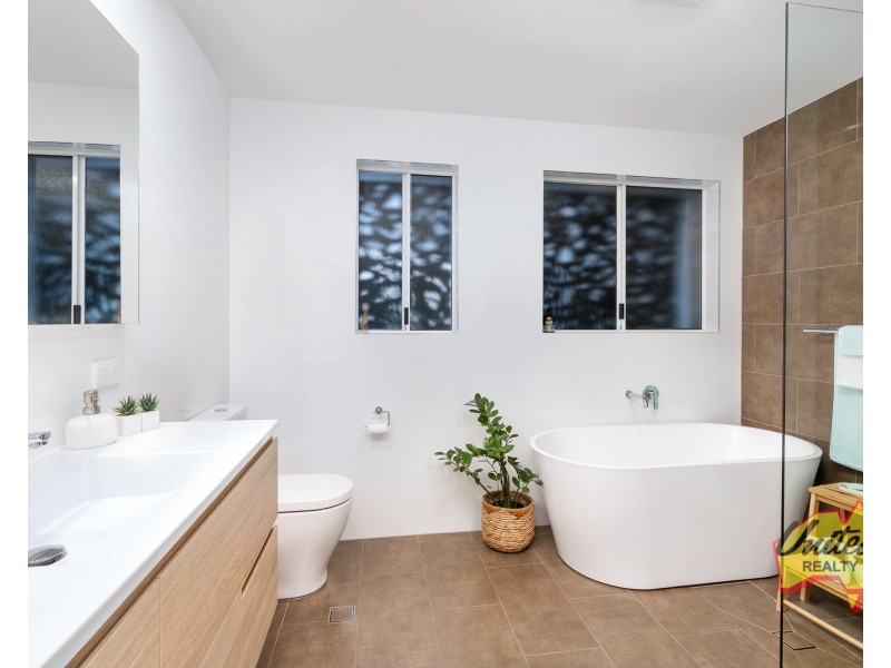 7 Tyrrell Place, The Oaks NSW 2570