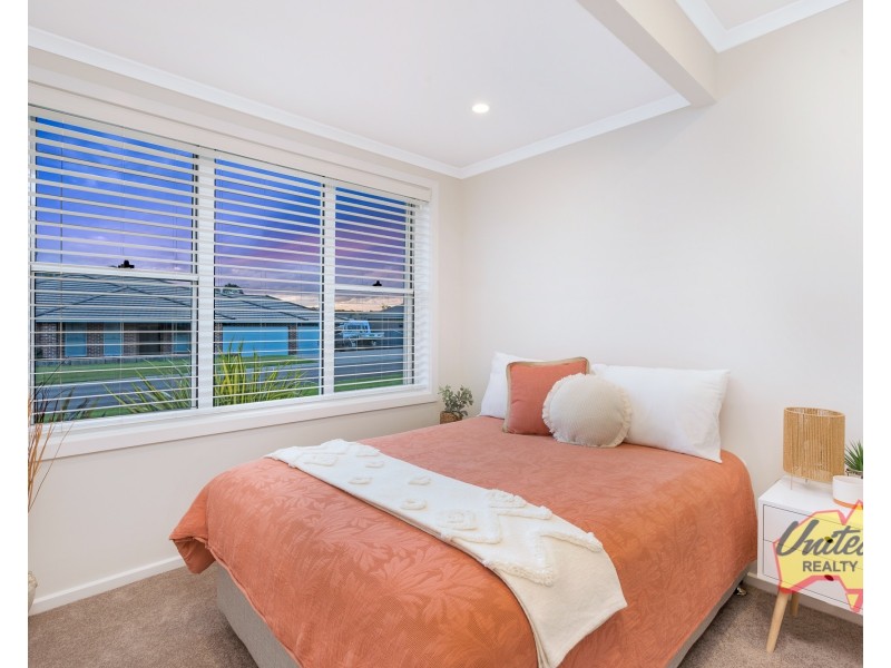 7 Tyrrell Place, The Oaks NSW 2570