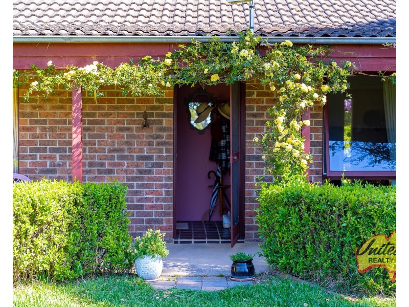 360 Wolstenholme Avenue, Greendale NSW 2745