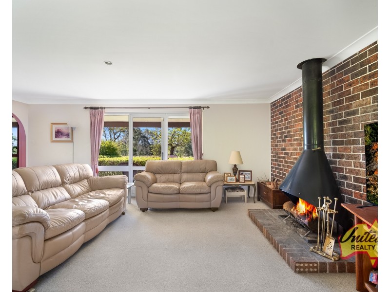 360 Wolstenholme Avenue, Greendale NSW 2745