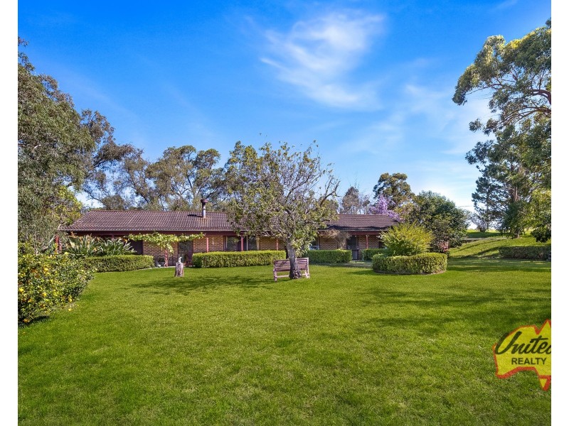 360 Wolstenholme Avenue, Greendale NSW 2745