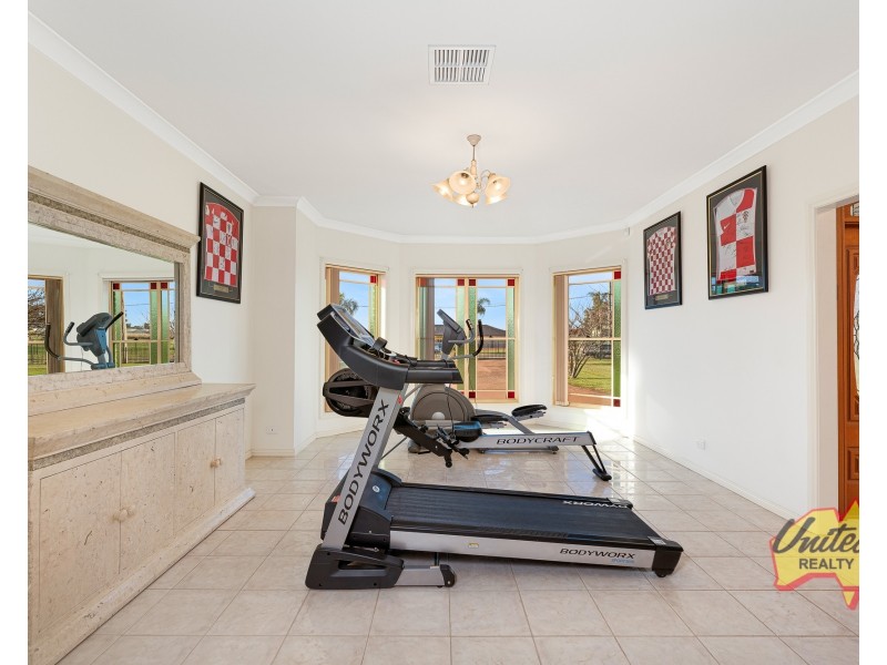 50 Braikfield Avenue, Kemps Creek NSW 2178