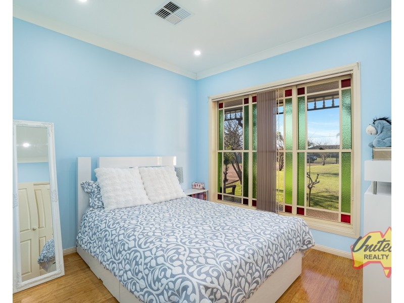 50 Braikfield Avenue, Kemps Creek NSW 2178