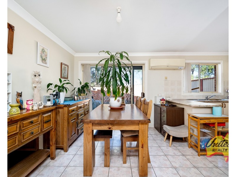 5/5 Corella Road, Green Valley NSW 2168