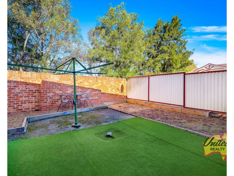 5/5 Corella Road, Green Valley NSW 2168