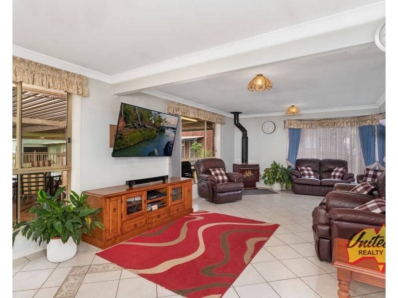 336 Deepfields Road, Catherine Field NSW 2557