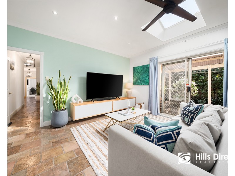 1 Summerfield Avenue, Quakers Hill NSW 2763