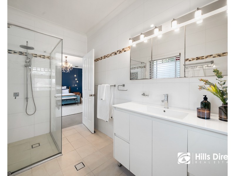 1 Summerfield Avenue, Quakers Hill NSW 2763