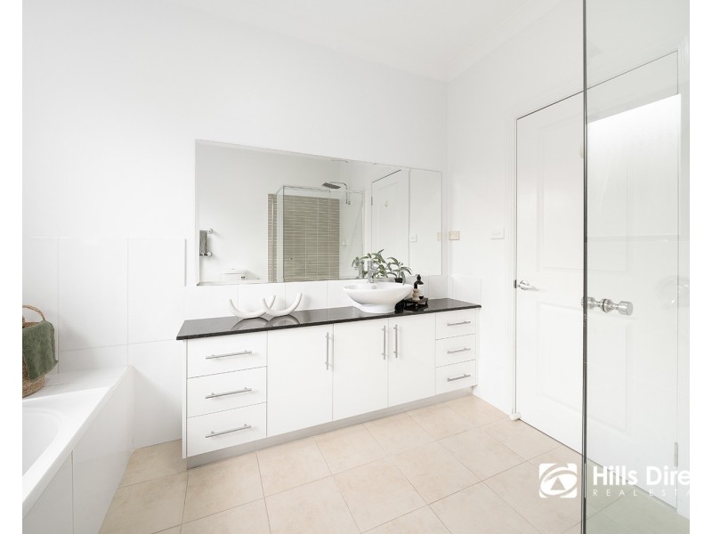 6 Keele Street, Stanhope Gardens NSW 2768